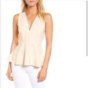 NWOT NORDSTROM Chelsea28 Back Zip Peplum Top on Light Peach size M TTS